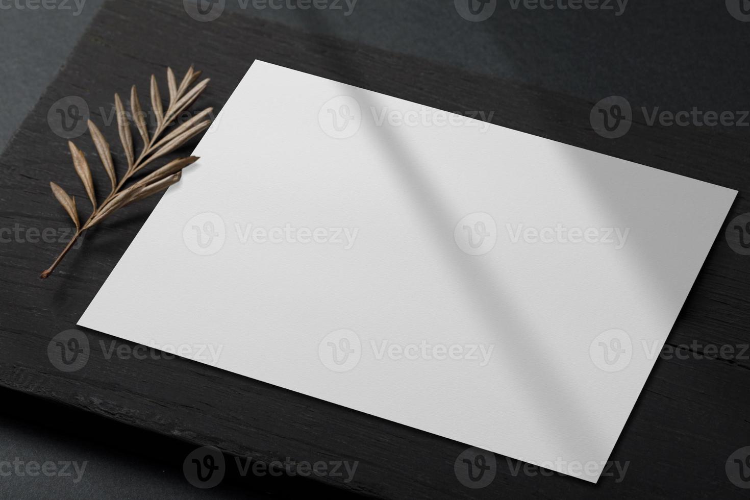 Postcard and Invitation card mockup template photo