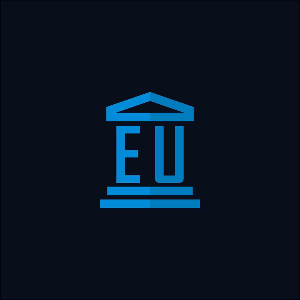 Monograma del logotipo inicial de la UE con vector de diseño de icono de edificio de juzgado simple