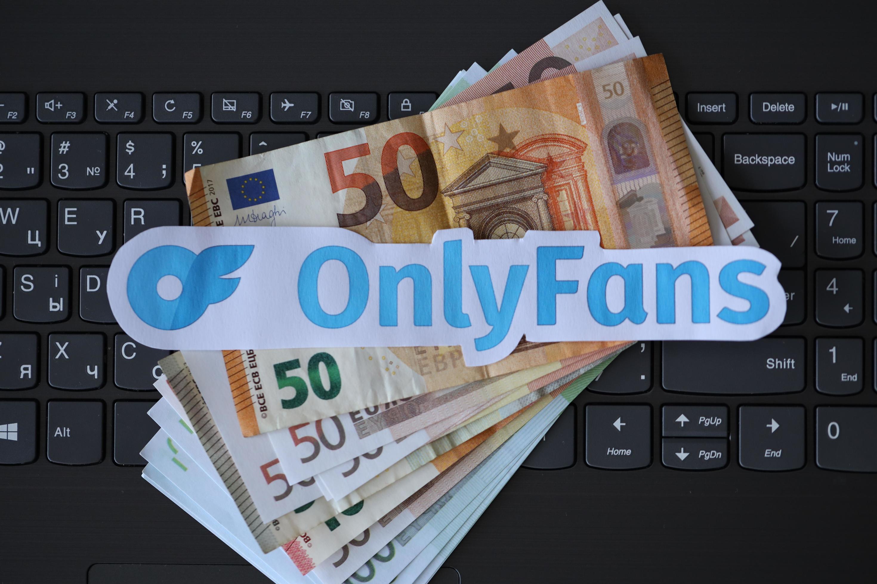 Sarah Hryniewicz Onlyfans: Is It All A Lie? - mtemyx3