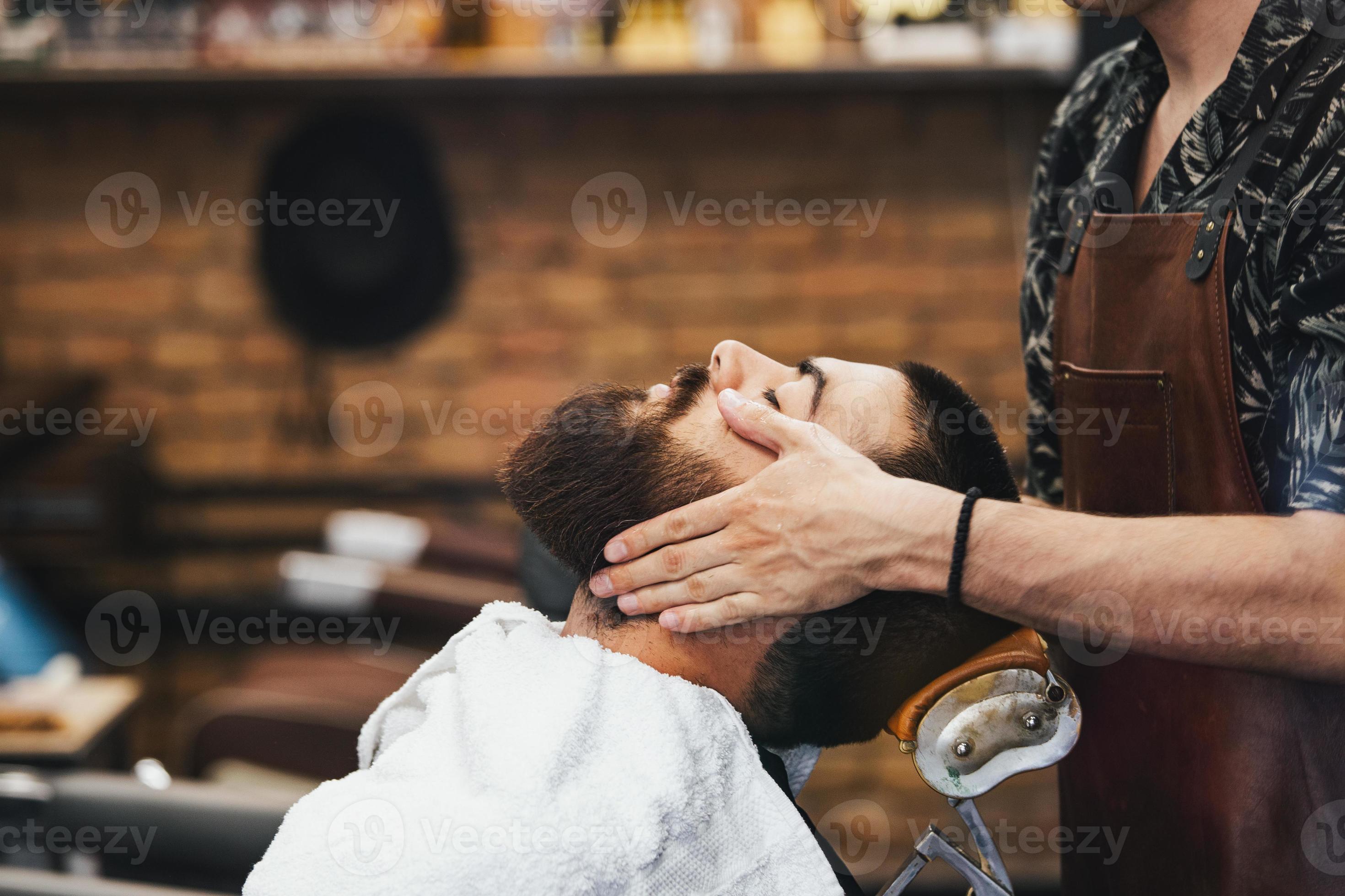 Barbershop Razor Cape