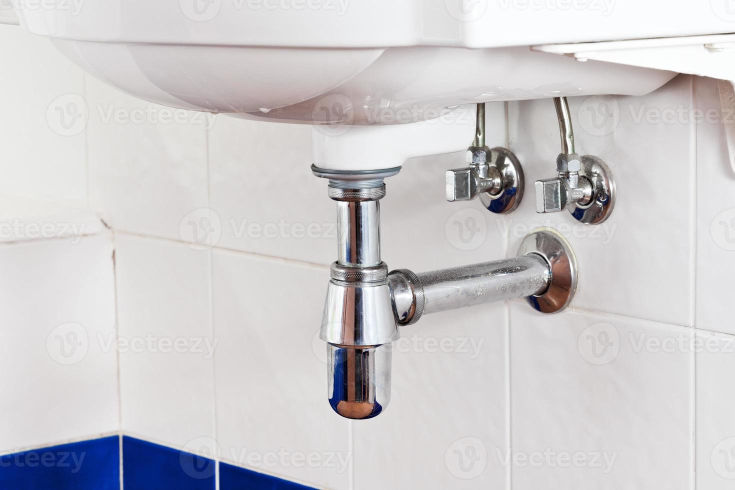 metal sink siphon and drain photo