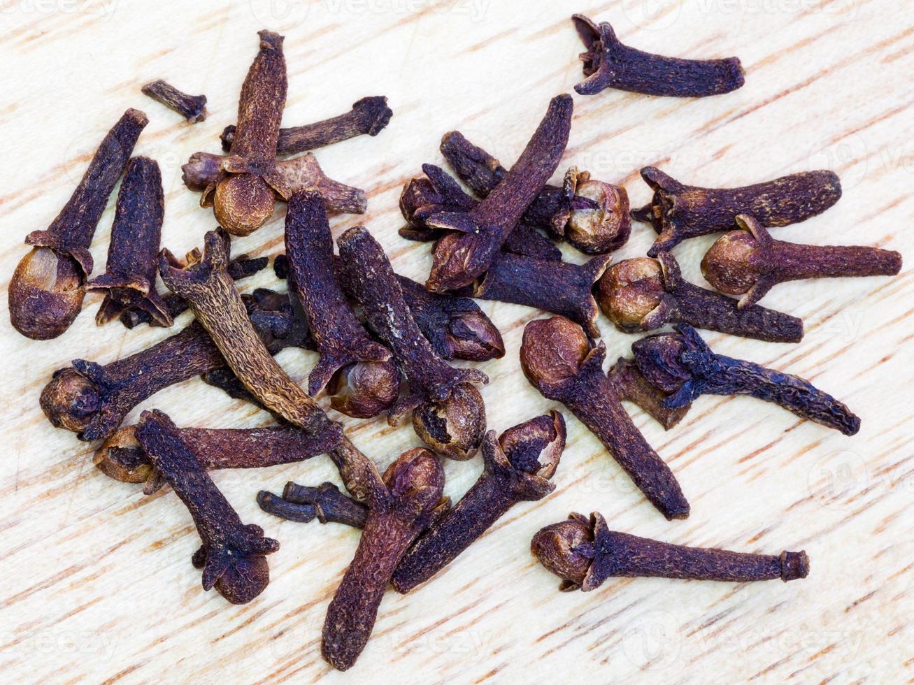 dried clove spice photo