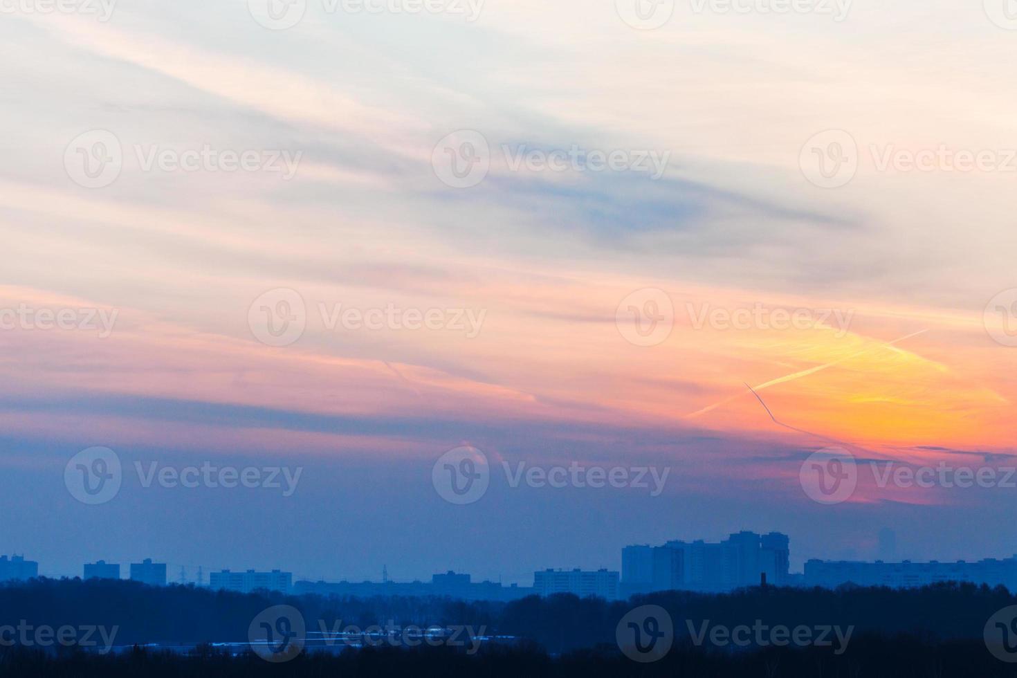 early blue sunrise under city photo