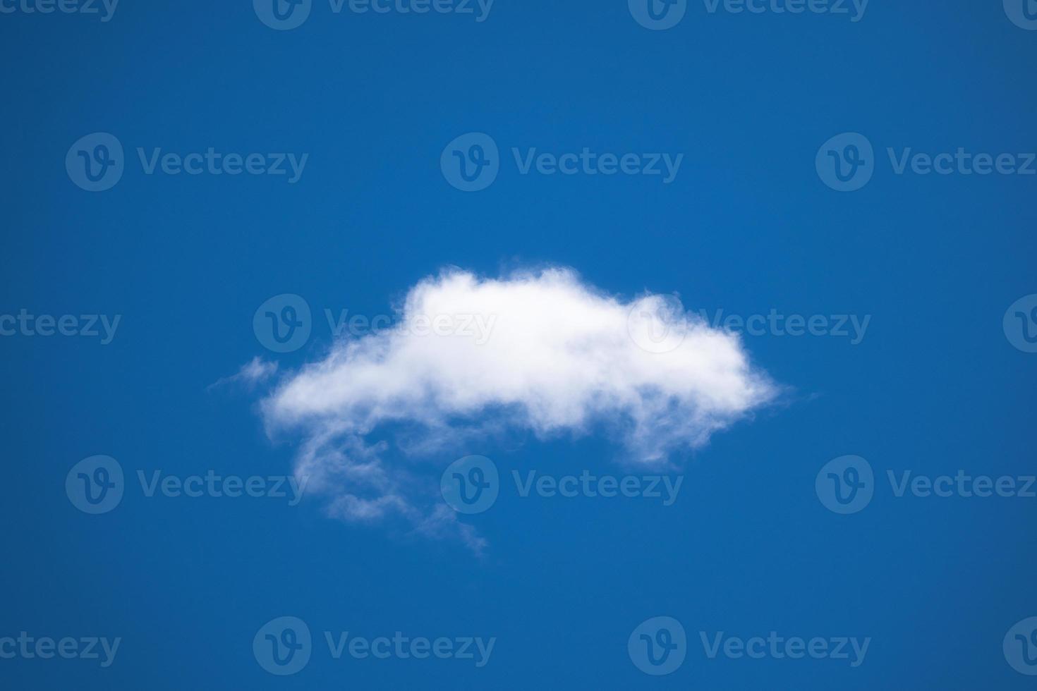 White cloud on blue sky in daylight photo