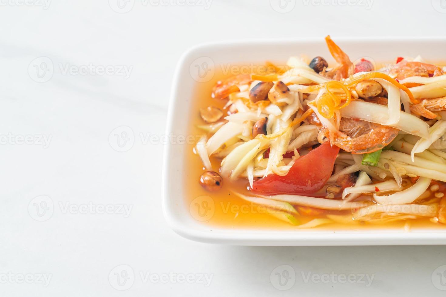 Som Tum - Spicy papaya salad photo
