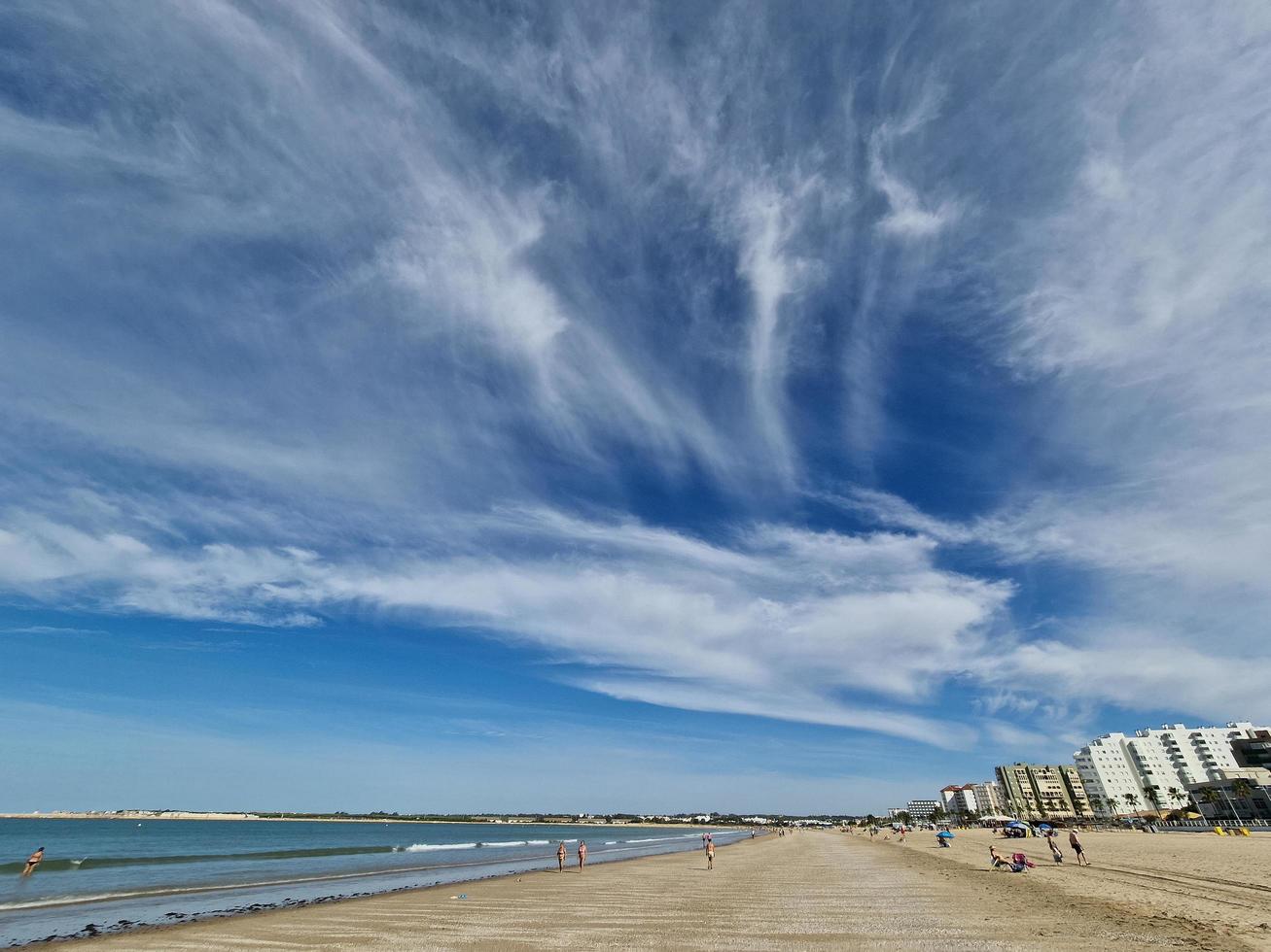 el puerto de santa maría, cádiz, españa - 7 de septiembre de 2022. playa de valdelagrana. foto