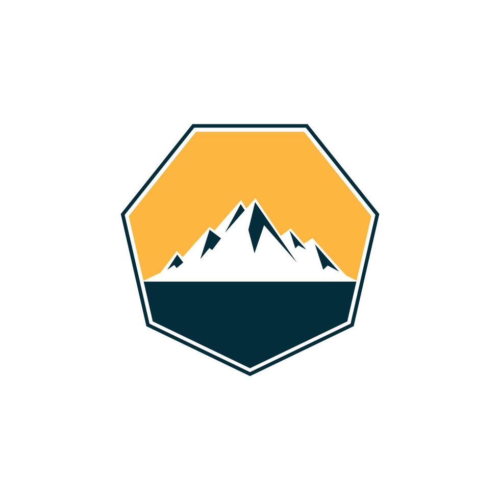 vector de logotipo de montaña. diseño de ilustraciones de montañas nevadas.