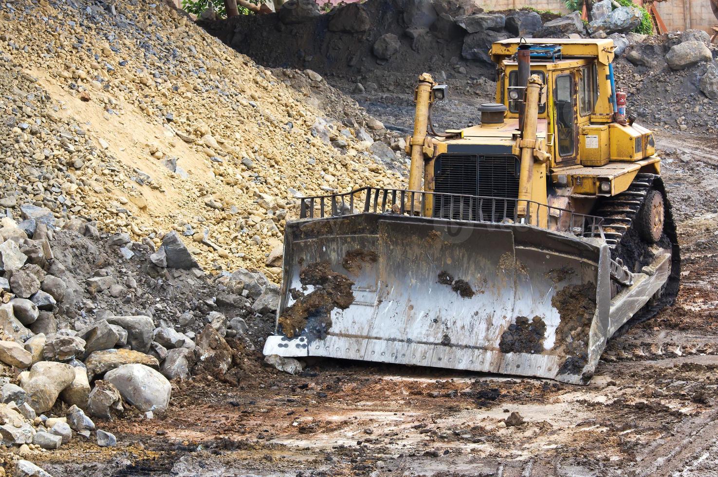 máquina excavadora en el lugar de trabajo foto