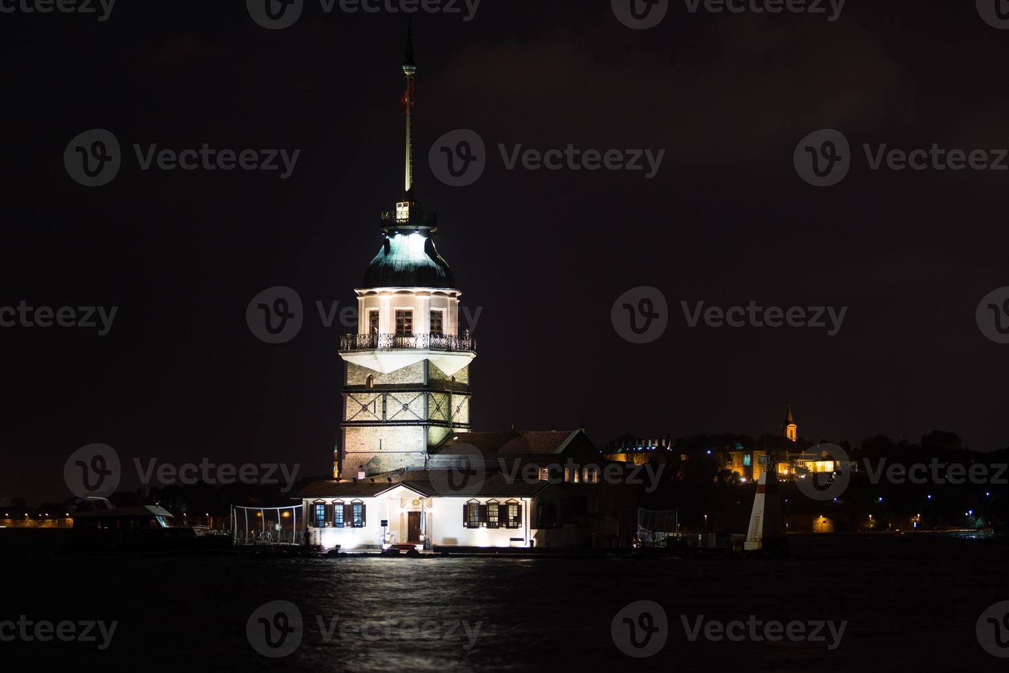 Maidens Tower in Istanbul photo