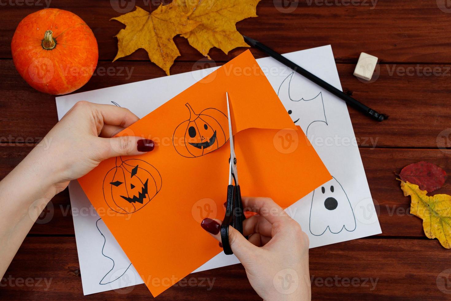 Halloween DIY. Cute pumpkins and paper ghosts. Step-by-step instruction. photo