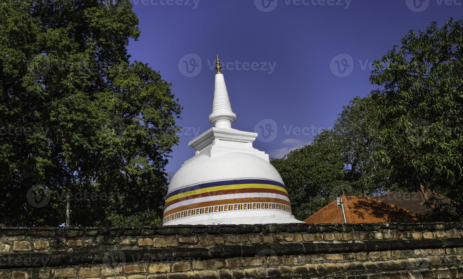 ankatilaka Vihara , ancient Buddhist temple photo