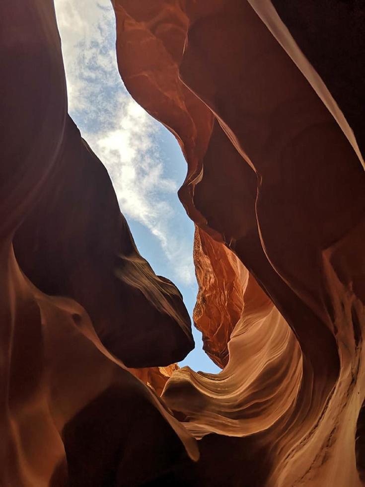 acantilados de arenisca en el cañón del antílope foto