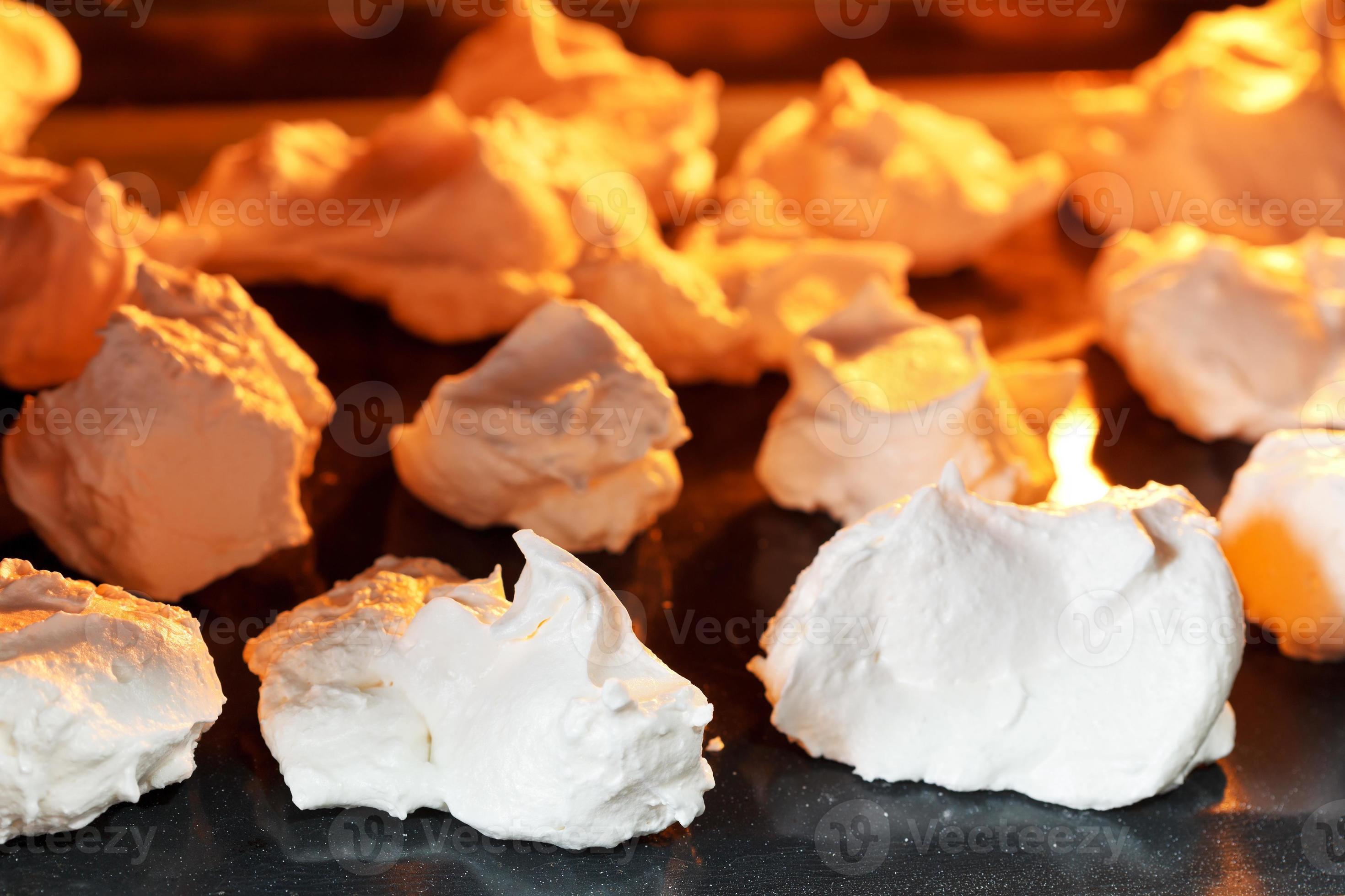 baking dessert meringue on oven trays 11849432 Stock Photo at Vecteezy