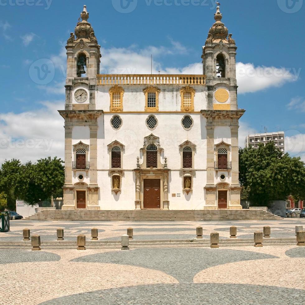 iglesia carmo en faro, portugal foto