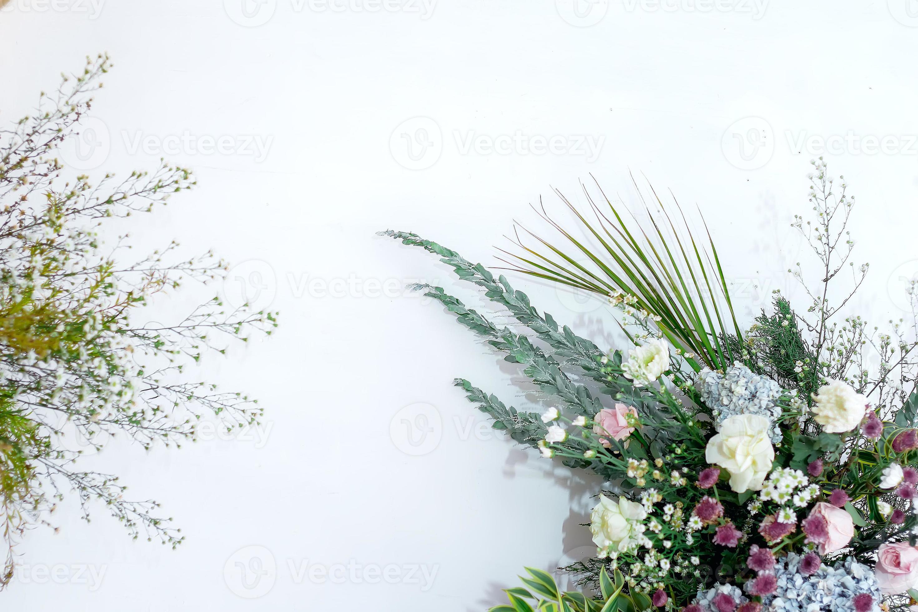 arreglos florales. patrón de flores y hojas. diseño de lista, espacio de  copia. decoración de boda. fondo de boda con flores. decoración. fondos de  pantalla textura. 11877170 Foto de stock en Vecteezy