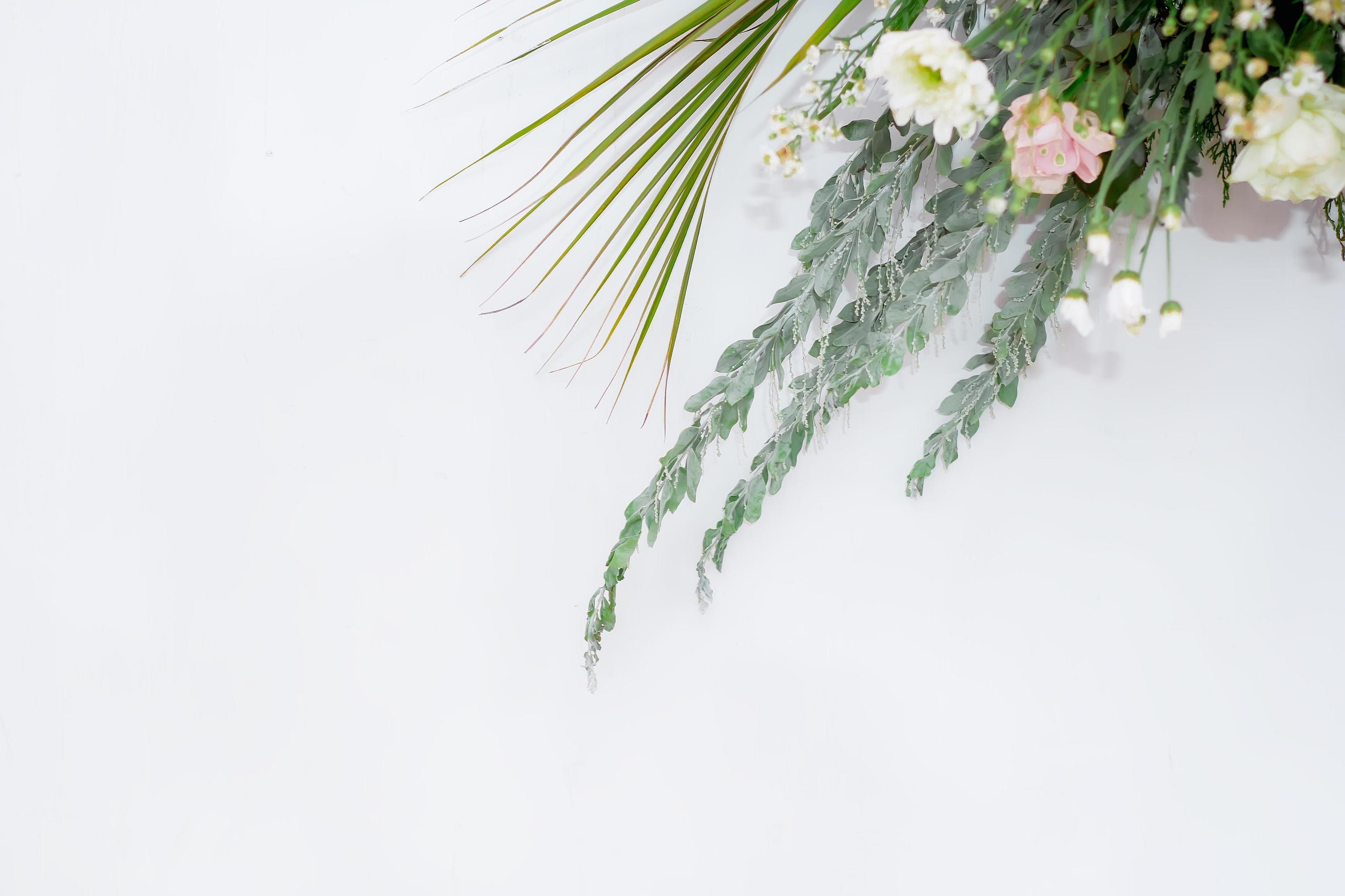 Flower arrangements. Flower and leaf pattern. List layout, copy space. Wedding  decoration. Wedding background with flowers. Decor. Wallpapers. Texture.  11879689 Stock Photo at Vecteezy