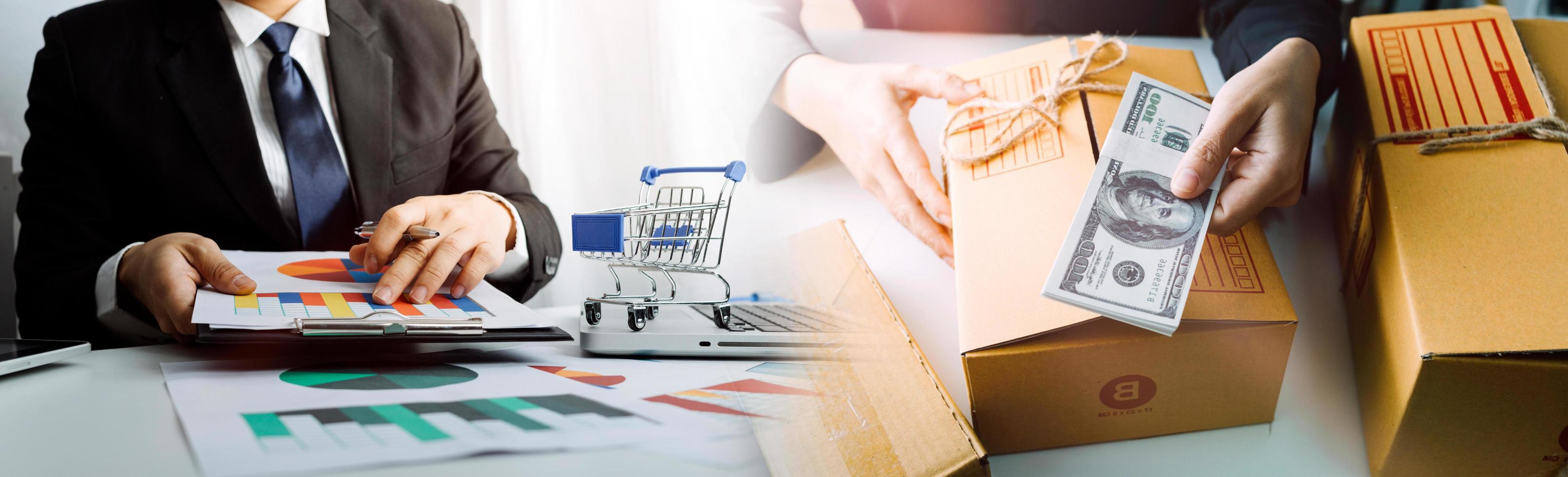 Business woman start up small business entrepreneur SME success .freelance woman working at home with Online Parcel delivery. SME and packaging deliveryconcept photo
