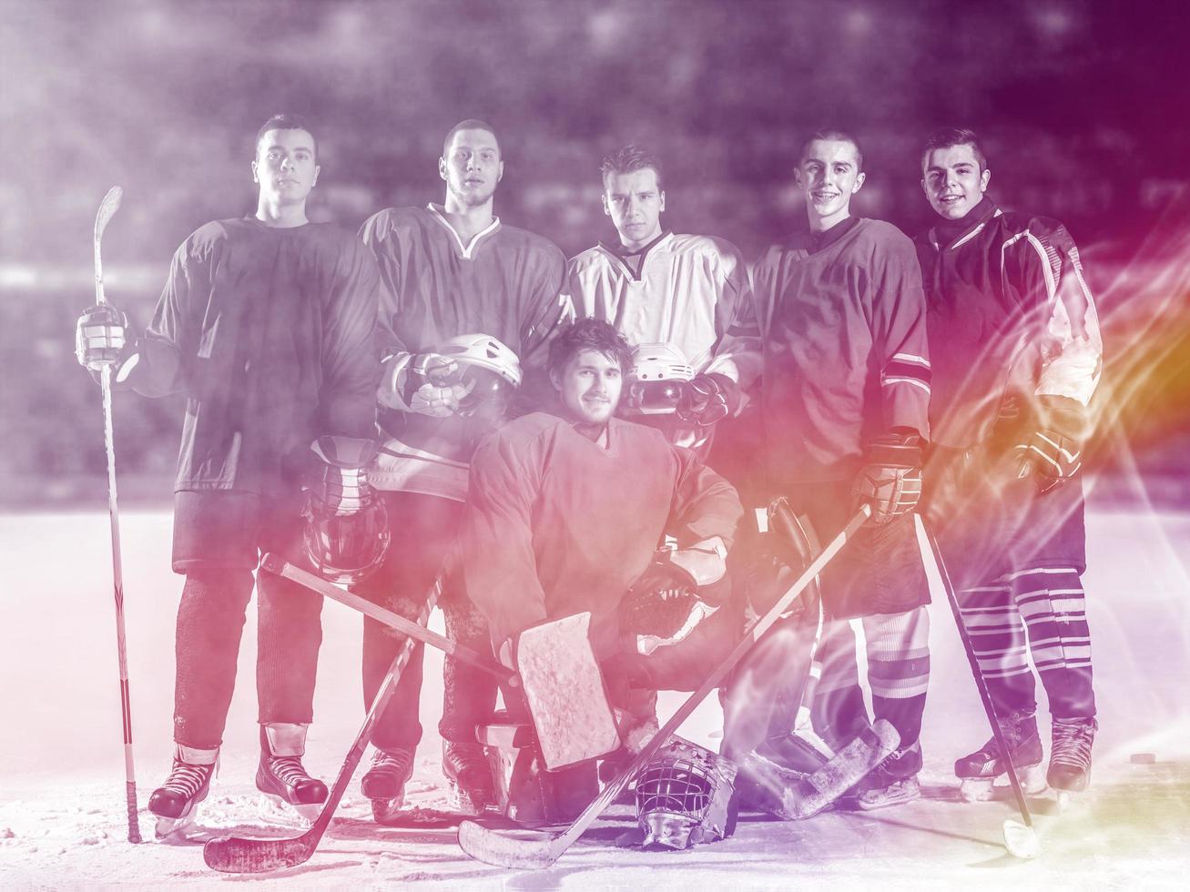 equipo de jugadores de hockey sobre hielo foto