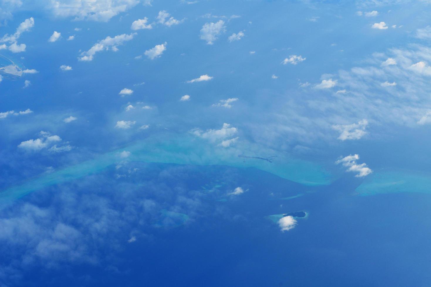 tropical beach landscape photo