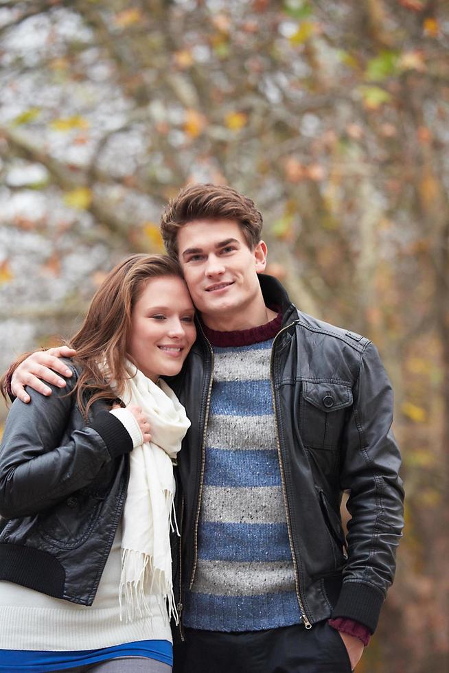 autumn couple portrait photo