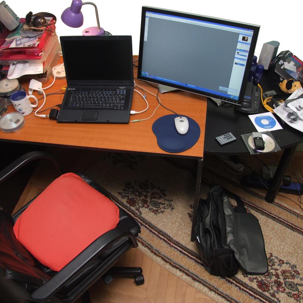 empty widescreen  ready for your message photo