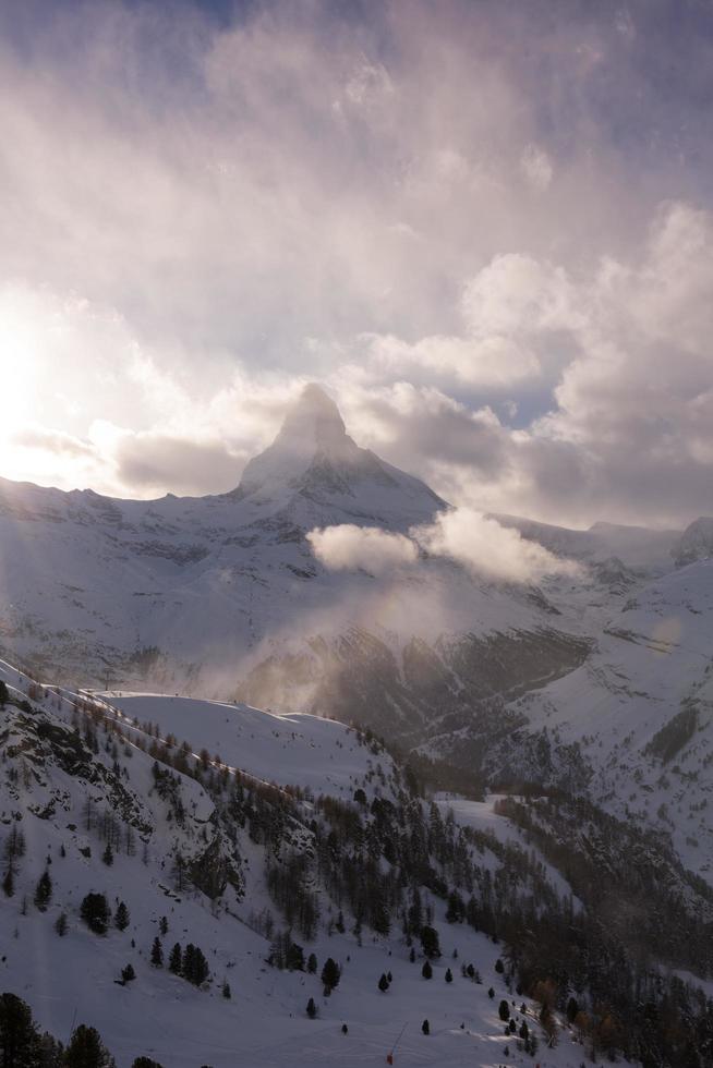 montaña matterhorn zermatt suiza foto