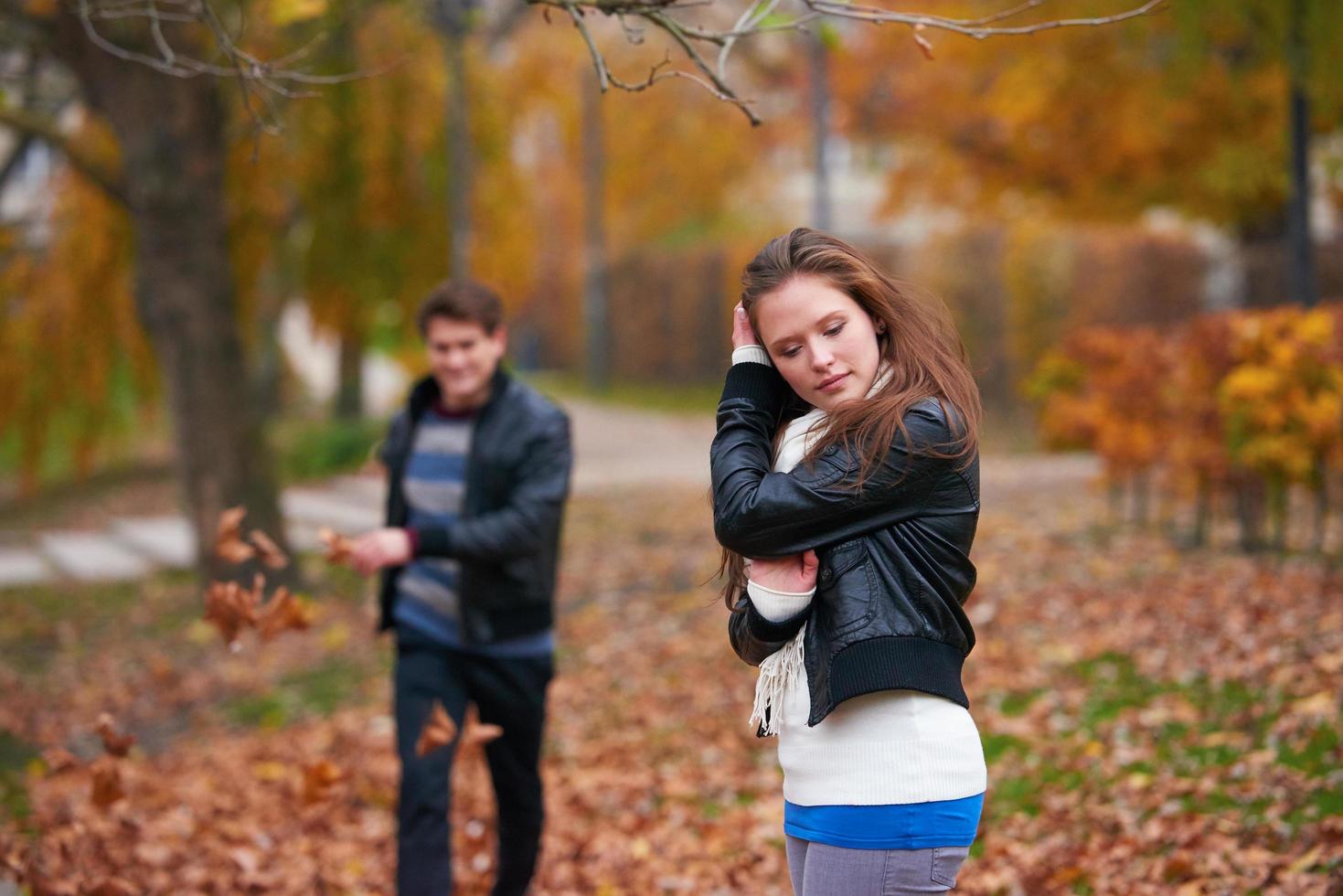 autumn couple portrait photo