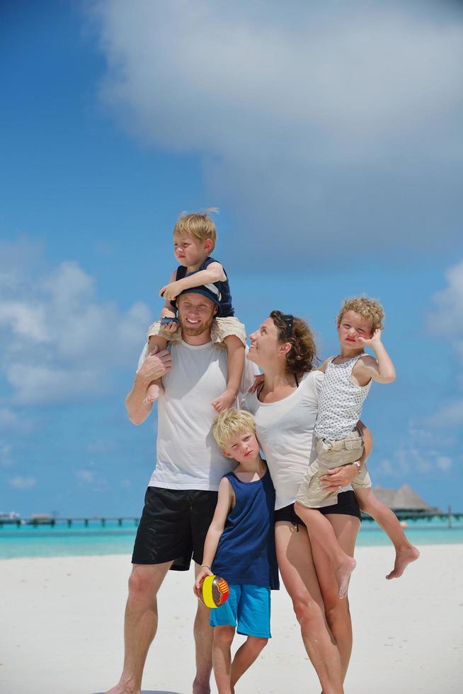 familia feliz de vacaciones foto