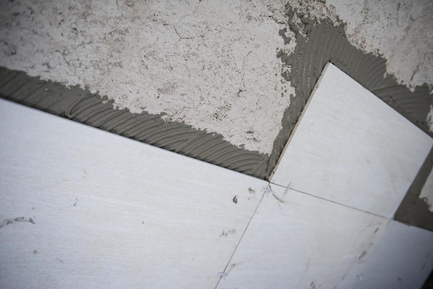 Ceramic tiles and tools for tiler photo