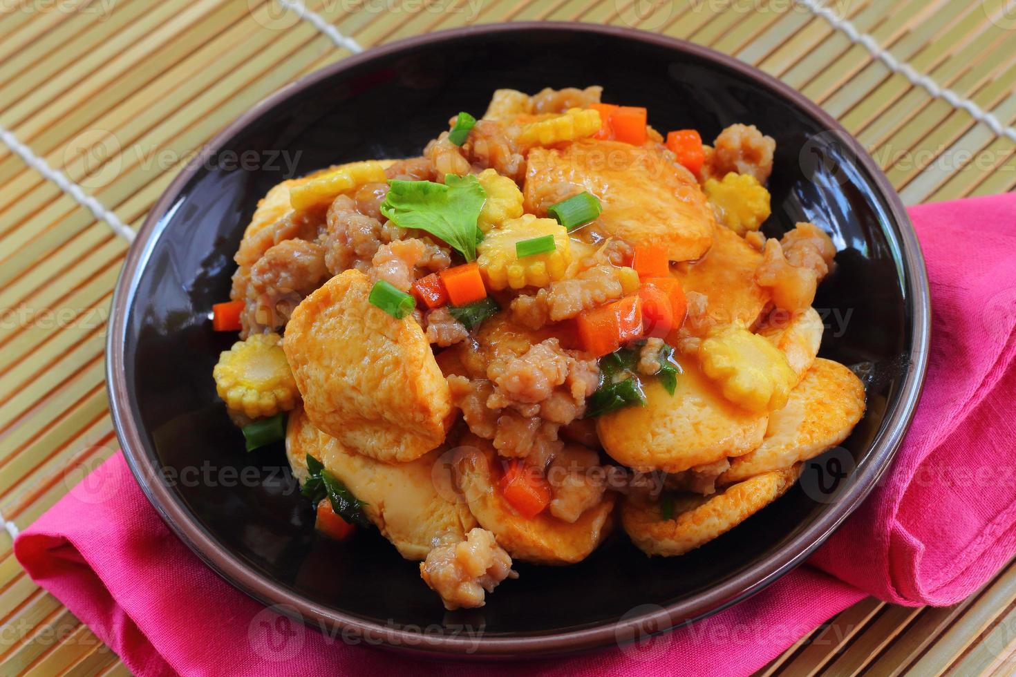 Egg tofu stir fry with pork and vegetable. 11924578 Stock Photo at Vecteezy