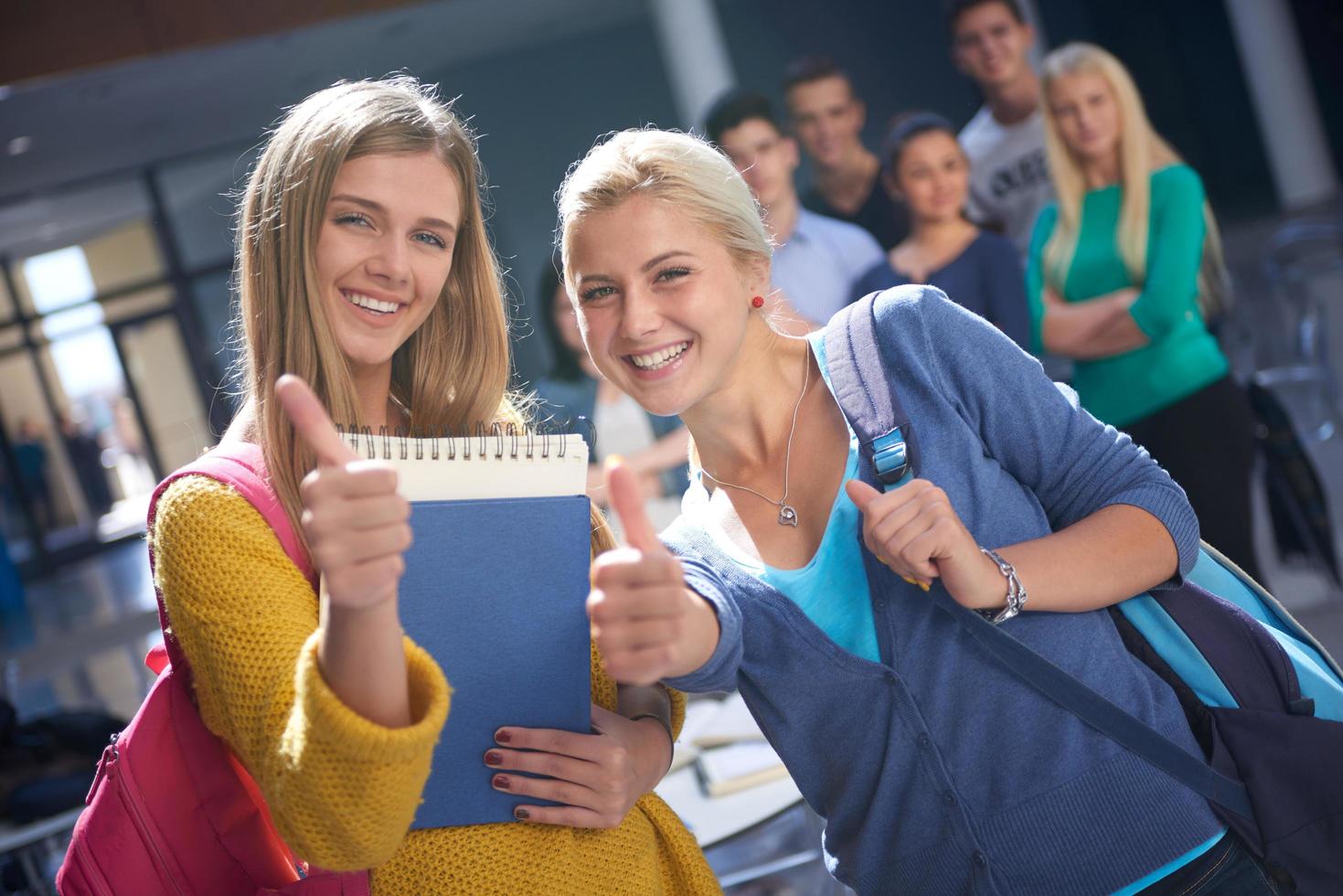 grupo de estudiantes de estudio foto