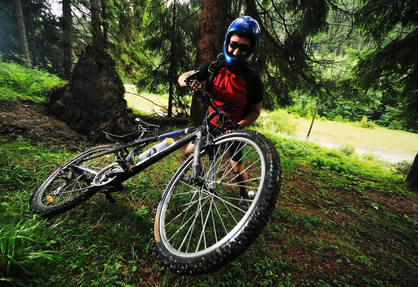 mount bike man outdoor photo