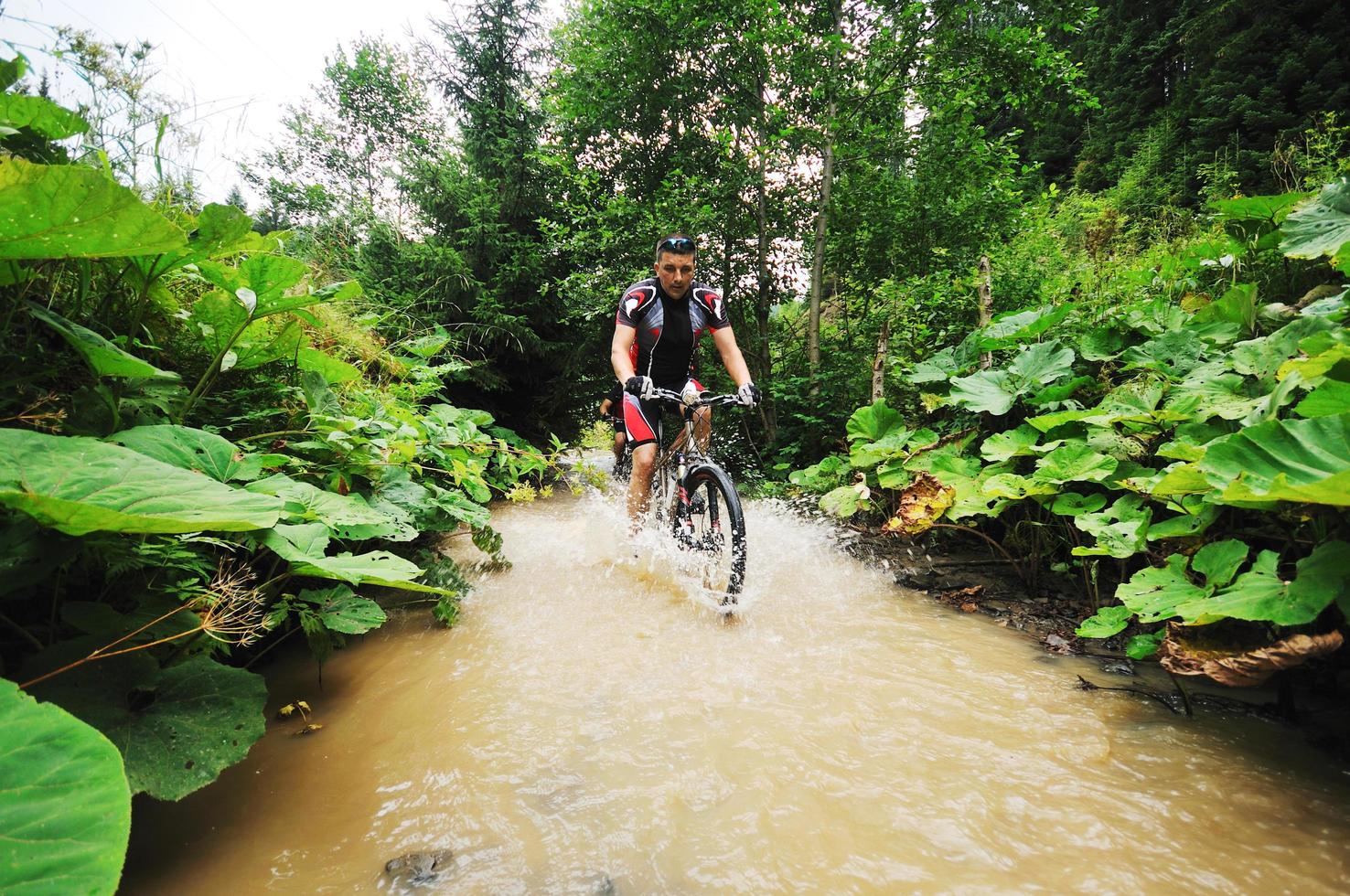 wet mount bike ride photo