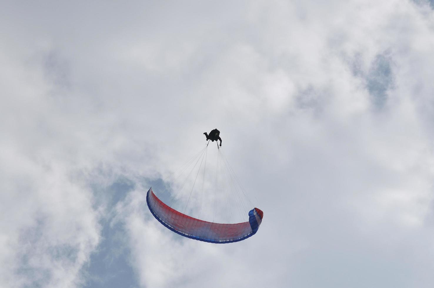 paragliding sport view photo