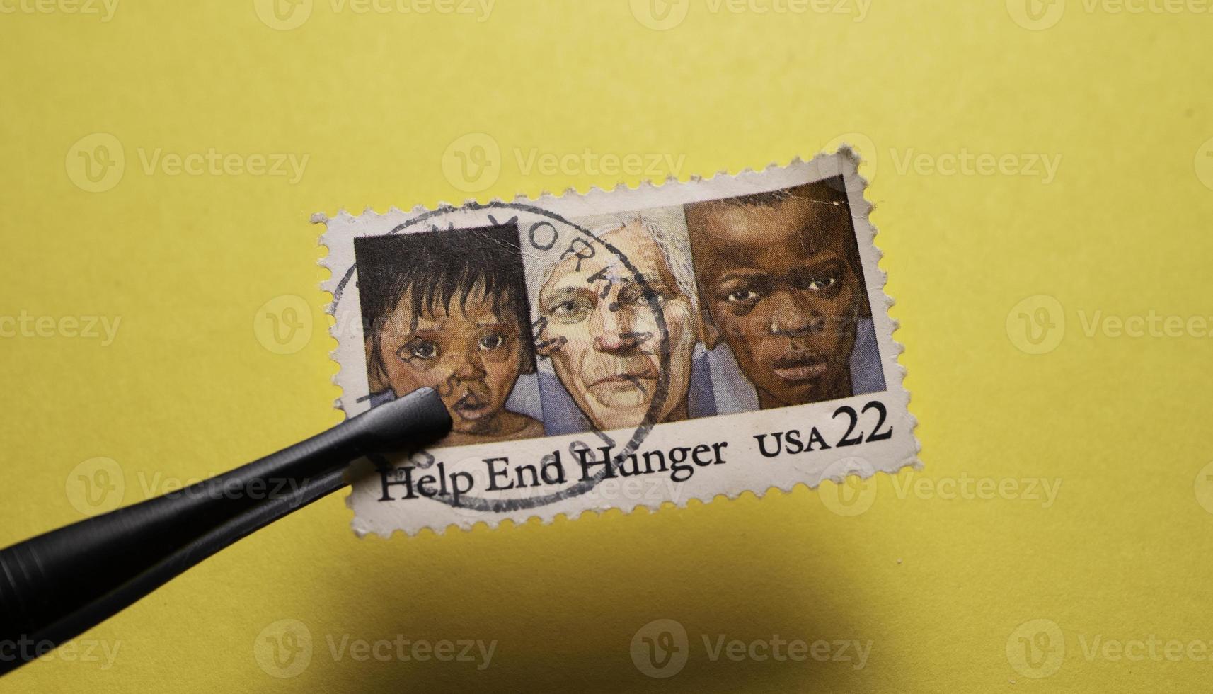 sellos postales de estados unidos en exposición de sellos de kandy foto