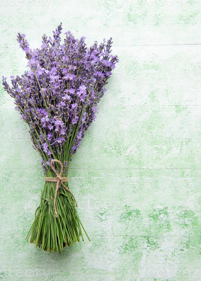 ramo de flores frescas de lavanda foto