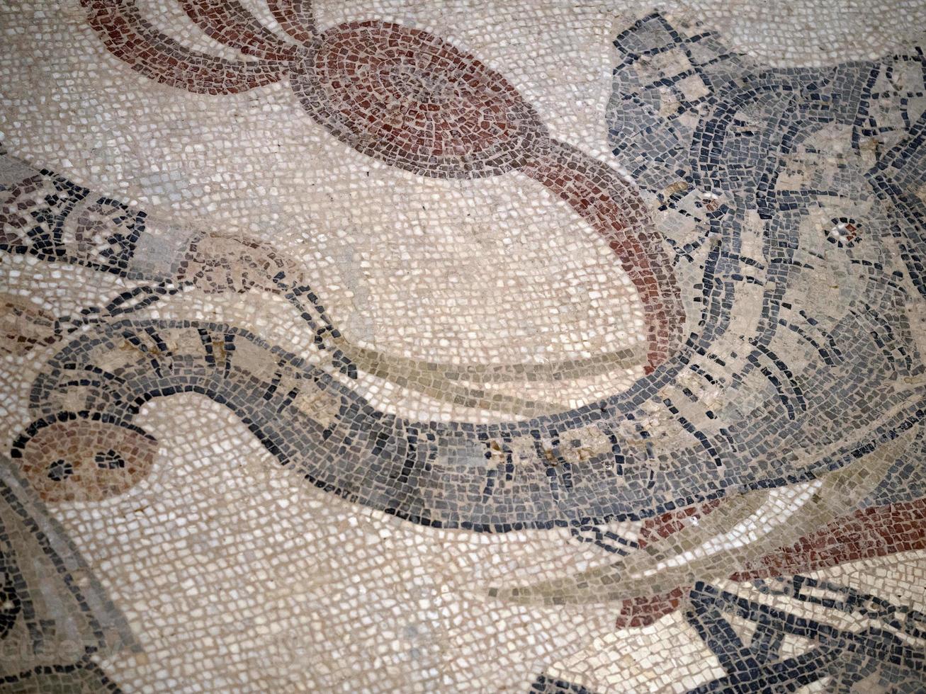 antiguo mosaico romano de villa del casale, sicilia elefante foto