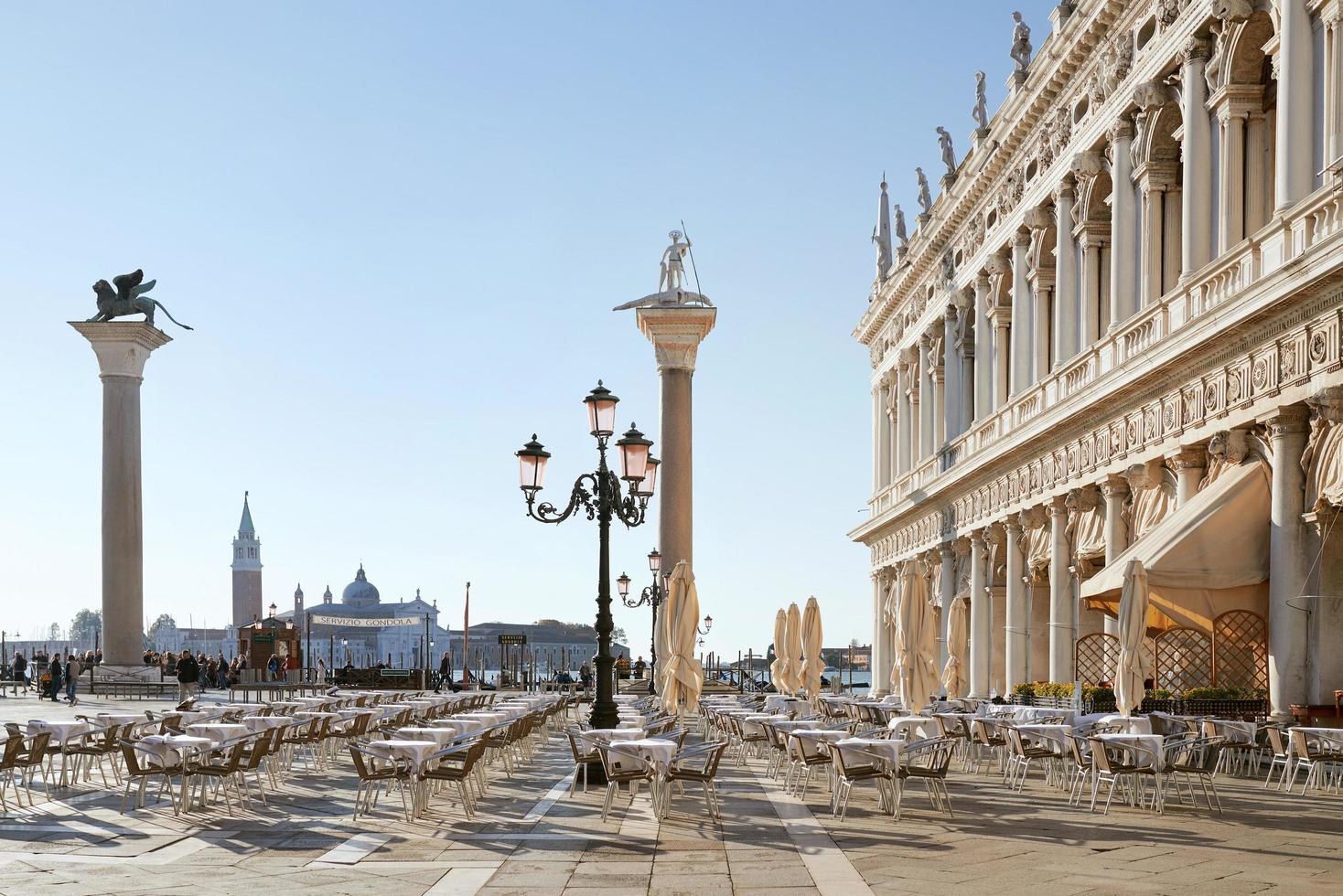 venecia, italia - 17 de octubre de 2021 vista en la plaza san marco foto