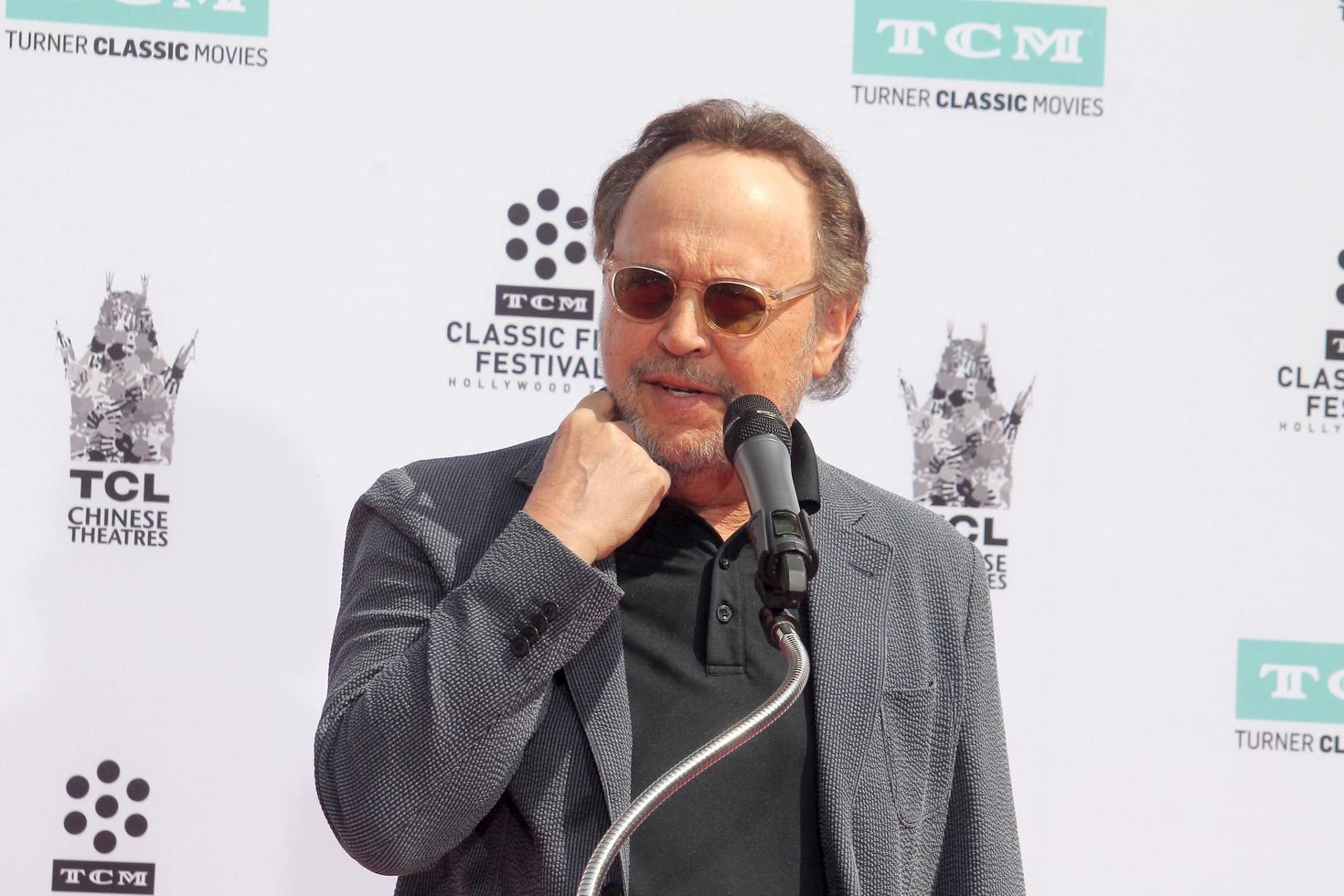 LOS ANGELES, APR 7 - Billy Crystal at the Carl and Rob Reiner Hand and Footprint Ceremony at the TCL Chinese Theater IMAX on April 7, 2017 in Los Angeles, CA photo