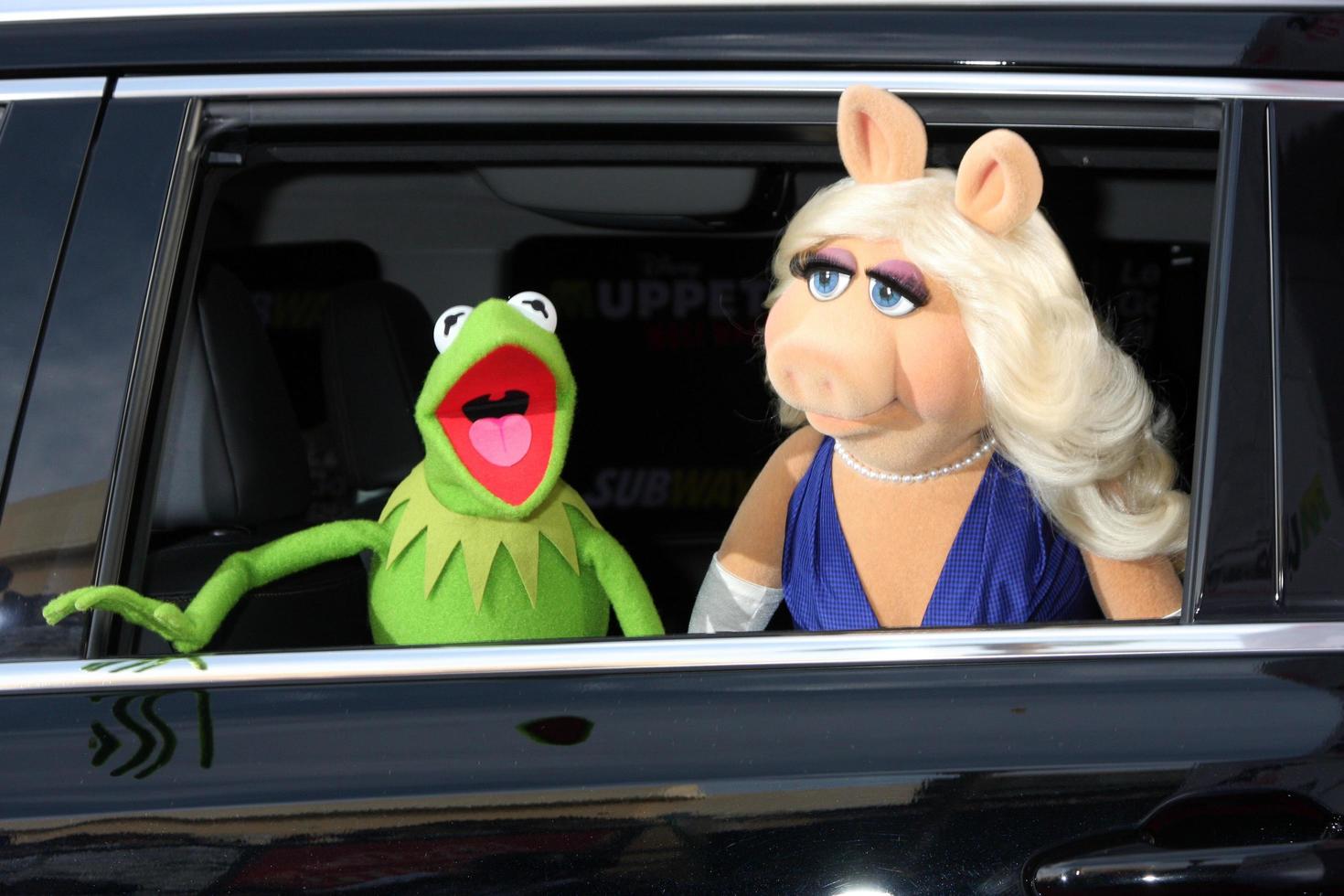 LOS ANGELES, MAR 11 -  Kermit the Frog, Miss Piggy at the Muppets Most Wanted, Los Angeles Premiere at the El Capitan Theater on March 11, 2014 in Los Angeles, CA photo