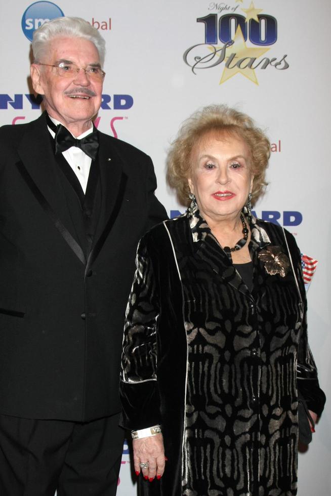 LOS ANGELES, FEB 22 - Doris Roberts at the Night of 100 Stars Oscar Viewing Party at the Beverly Hilton Hotel on February 22, 2015 in Beverly Hills, CA photo