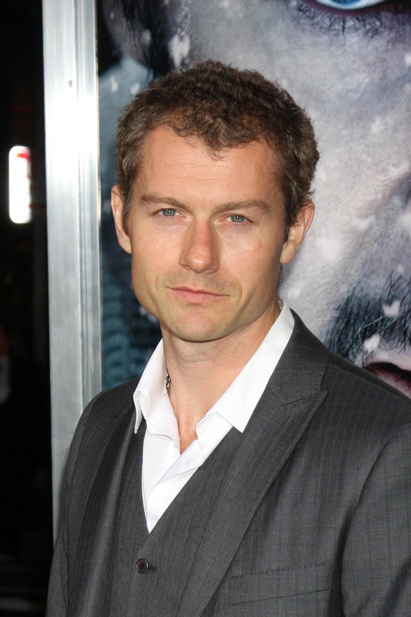 LOS ANGELES, JAN 11 - James Badge Dale arrives at The Grey Premiere at