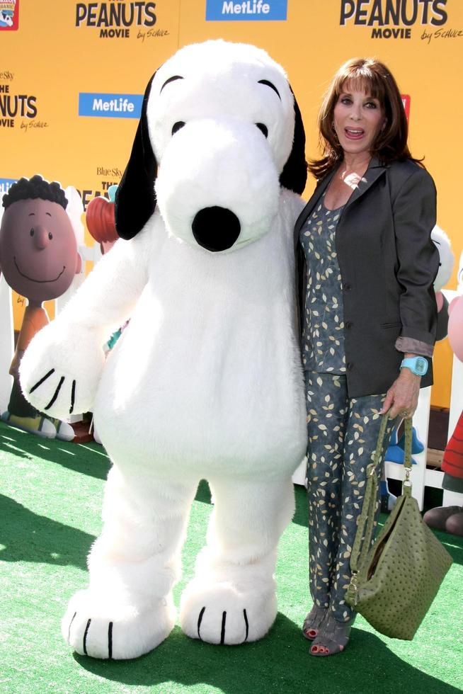 LOS ANGELES, NOV 1 - Snoopy, Kate Linder at the The Peanuts Movie Los Angeles Premiere at the Village Theater on November 1, 2015 in Westwood, CA photo