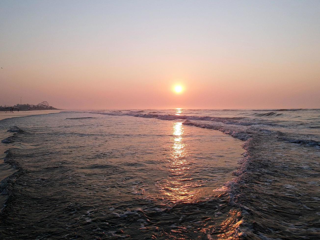 amanecer en el océano, madera salvaje, nueva jersey foto