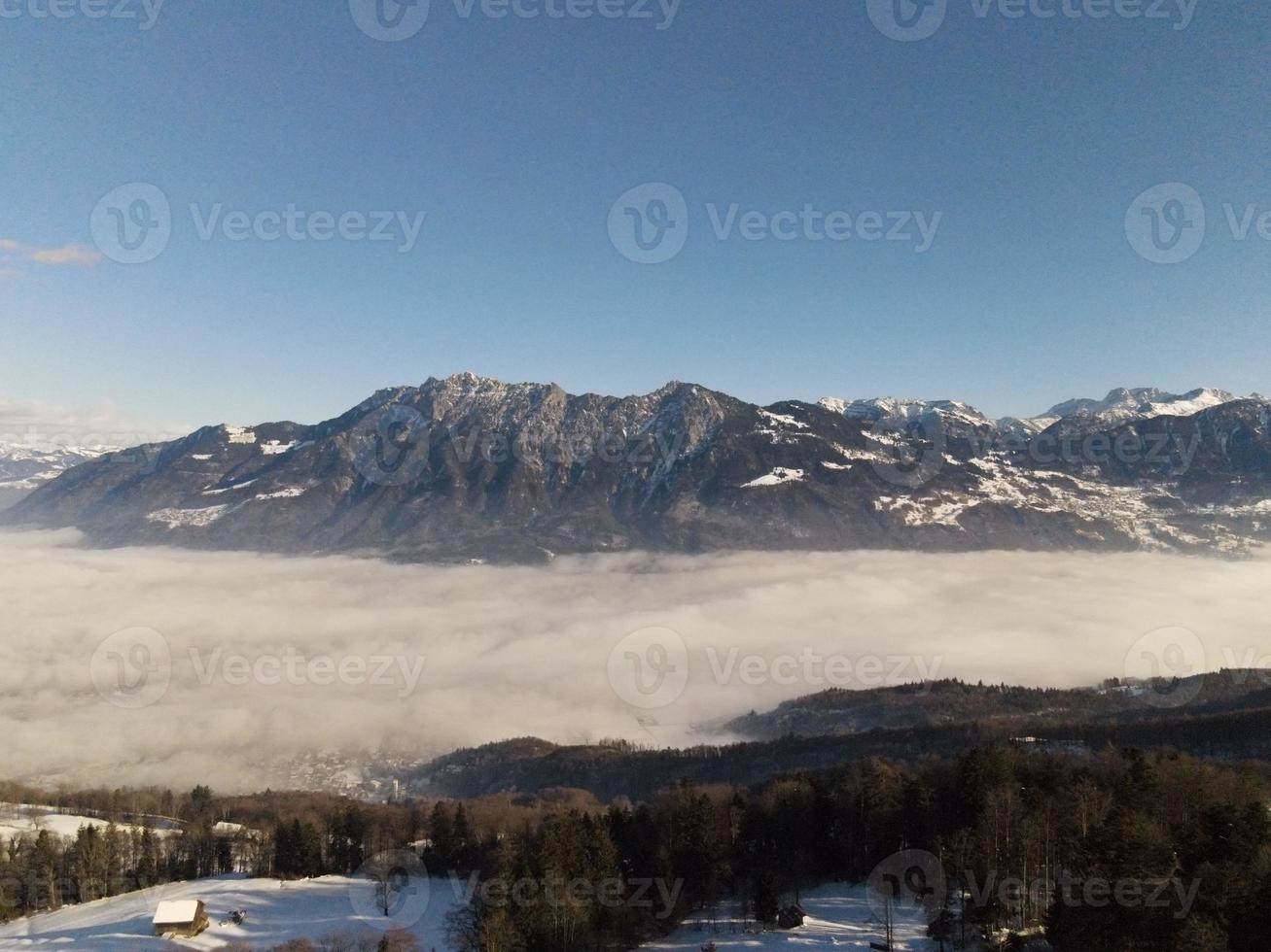 vista neblinosa a rhinevalley foto