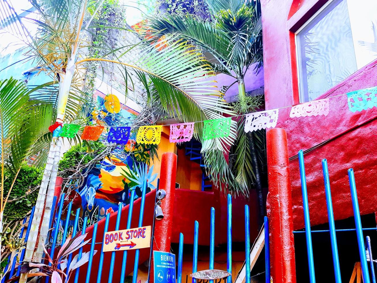 bandera mexicana escena tropical foto