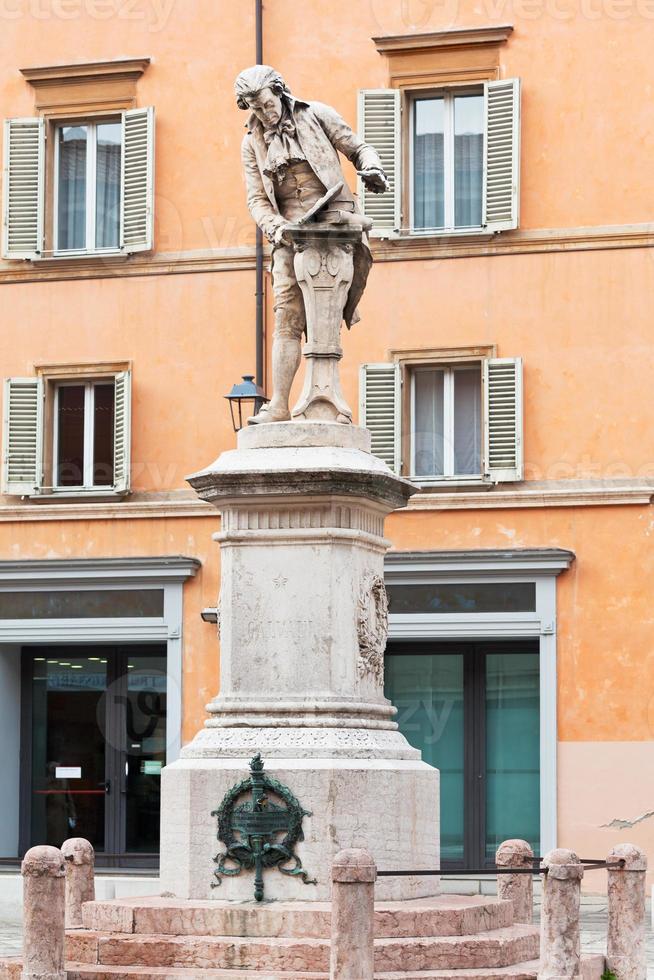 sculpture of Luigi Galvani, Bologna, Italy 12022204 Stock Photo at Vecteezy