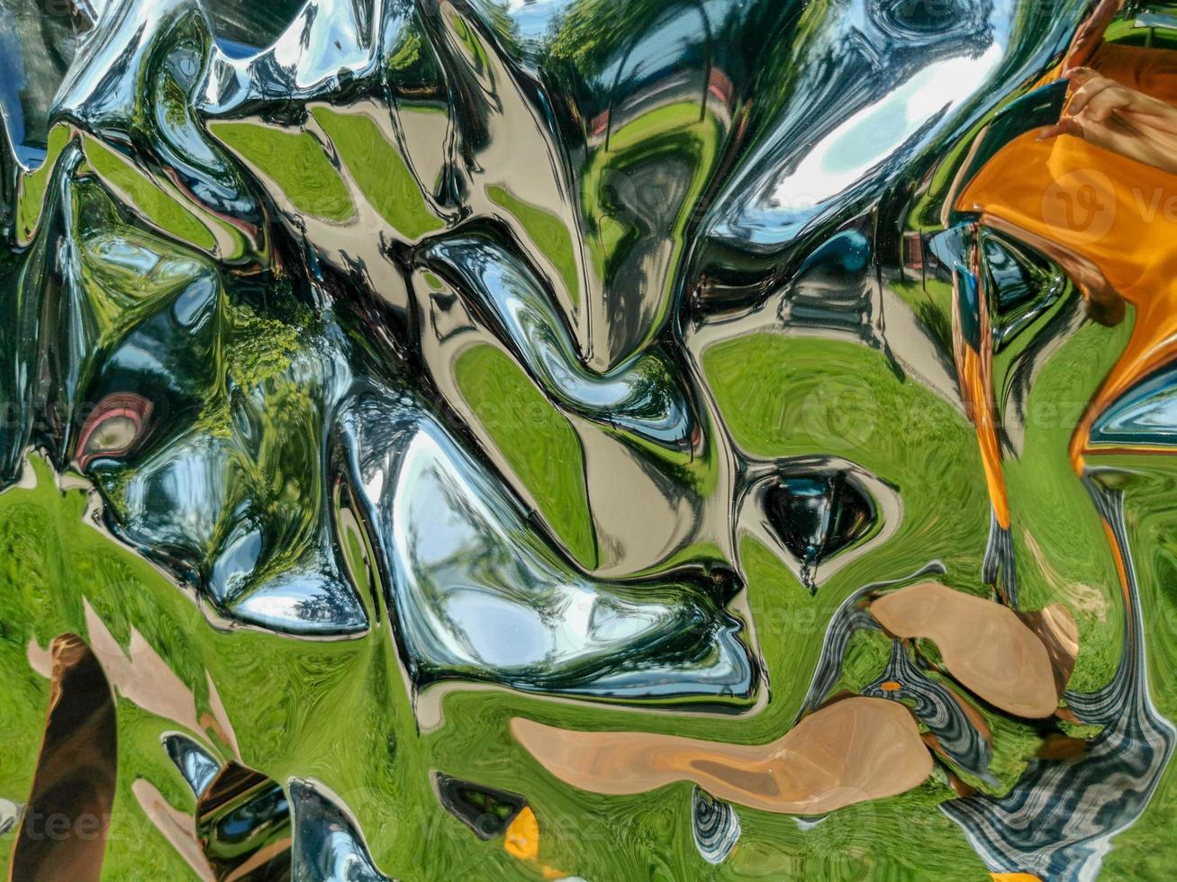 Metallic liquid reflection background photo