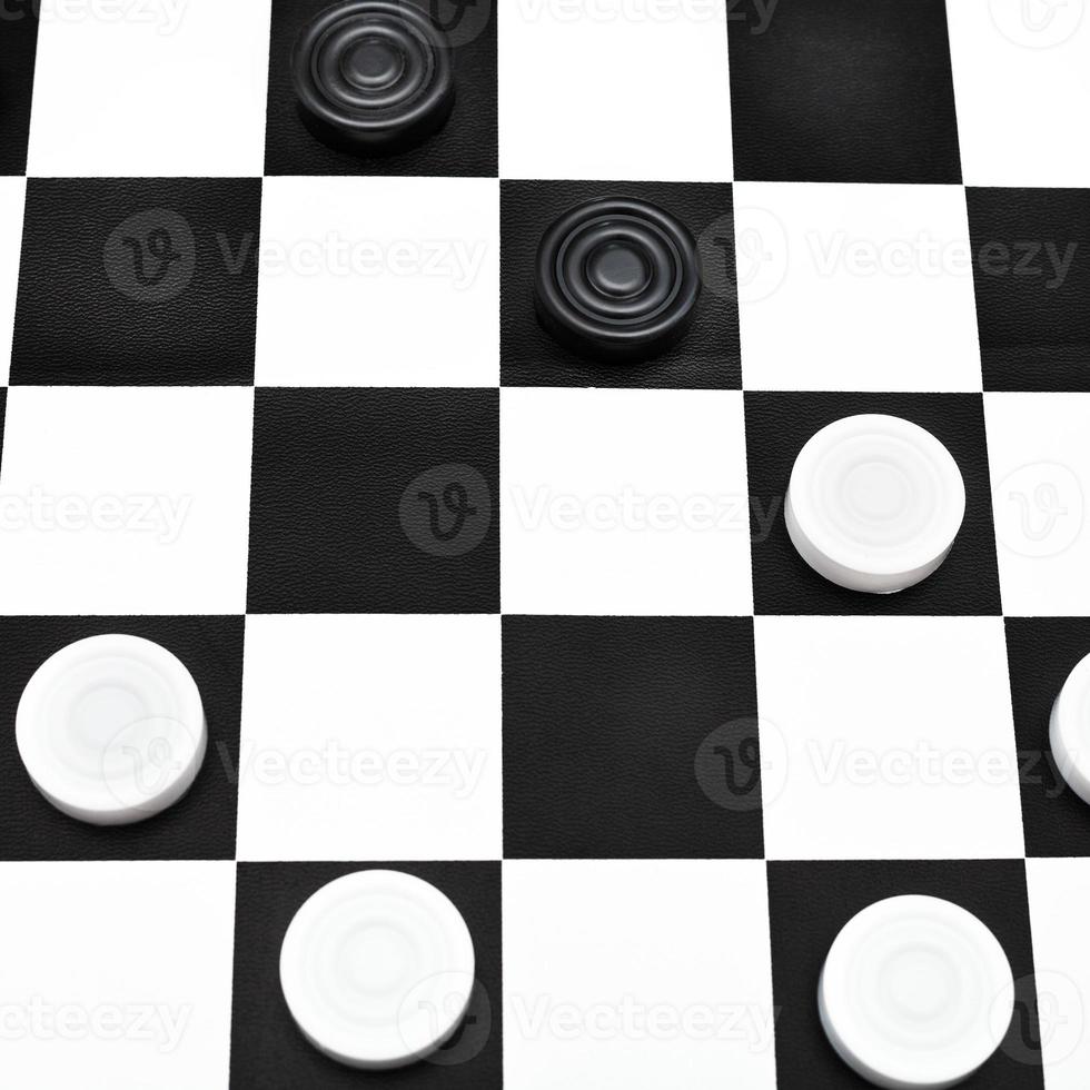 playing position on draughts board photo