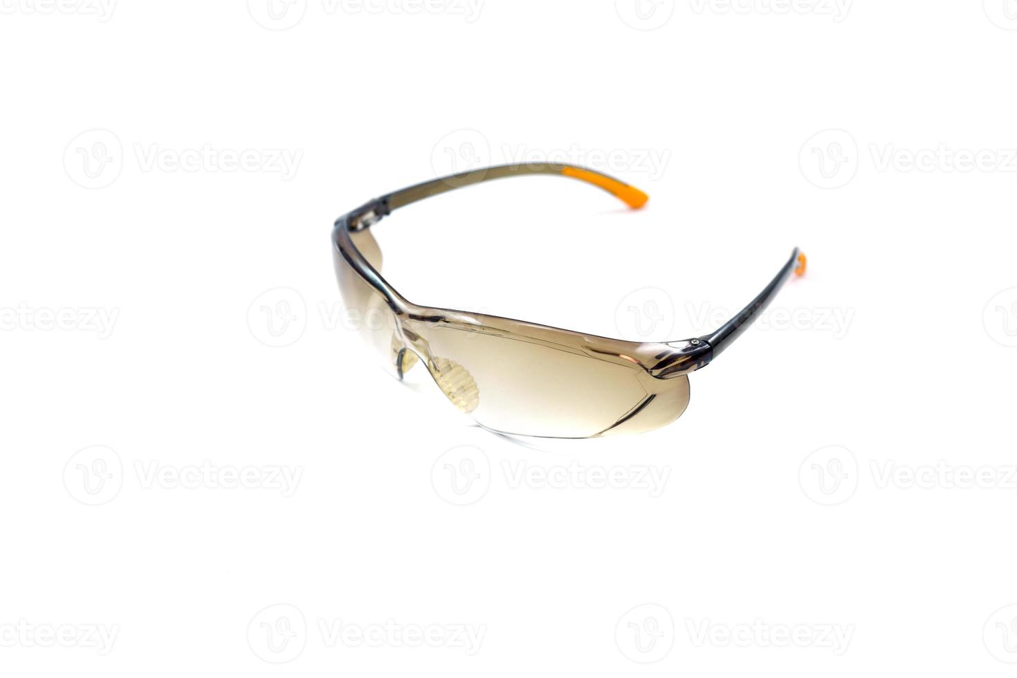 las gafas de seguridad para proteger los ojos se usan comúnmente en el campo foto